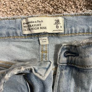 A&F curve love 90s straight ultra high rise jeans